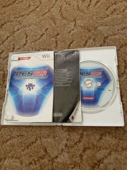 Nintendo Wii (hra PES 2012) - 2