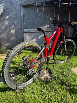 Trek E2 session 9.9 vel.M - 2