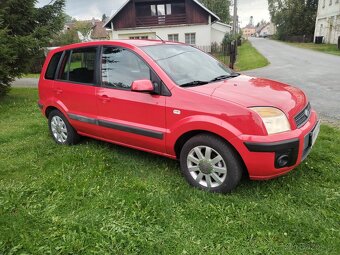 Prodám Ford fusion 1.4 i59kw r.v 2009 - 2