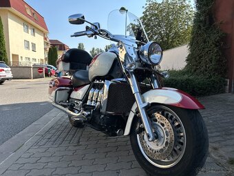 Triumph Rocket III, Touring 2.3i - 2