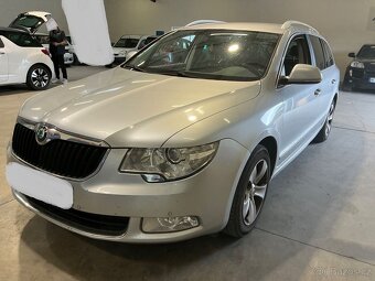 Škoda Superb 2.0 Tdi 103 KW ELEGANCE kůže 4/2013 XENONY - 2
