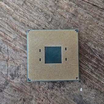 AMD Ryzen 9 3950X - socket AM4 - 2