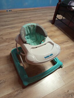 Prodám dětské chodítko, hezký stav - 2