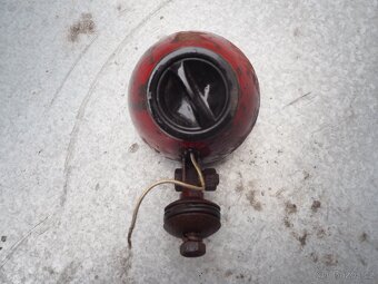 hledací světlo na ARO - 2