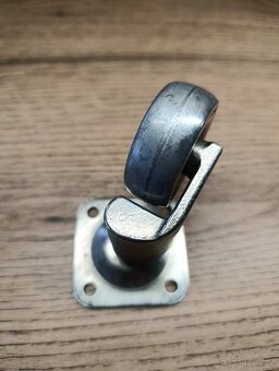 Kolečko otočné ocelové SKF TND - 2