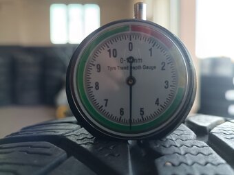 215/60 R16 SEMPERIT (2819) - 2