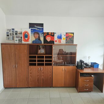 Nábytek do kanceláře nebo třeba do dětského pokoje - 2