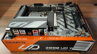 GIGABYTE Z890 UD WIFI6E - 2
