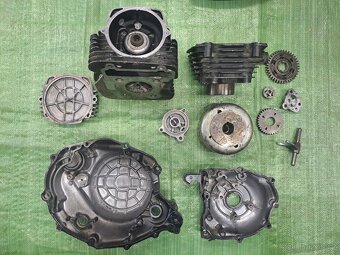 Yamaha XT 125 (SR 125) díly na starý typ  -  80. léta - 2