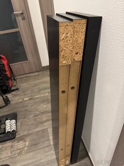Závěsné police v černé barvě včetně kotevního materiálu - 2