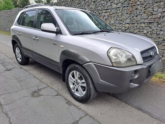 Hyundai Tucson - 2