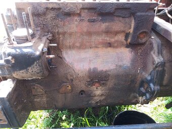 Blok motoru Zetor 7001 - 2
