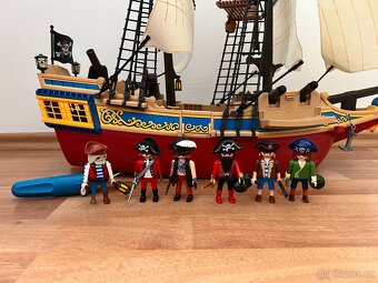 Playmobil Velká loď s piráty - 2