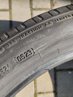 Bridgestone 285/35 R22 DOT0523 - 2