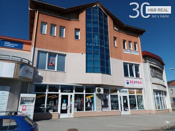 Pronájem obchodního prostoru v centru Vsetína - 2