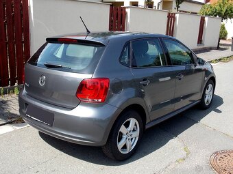 2013 Volkswagen Polo 1,2i Hatchback 5 dveří 1.MAJITEL - 2