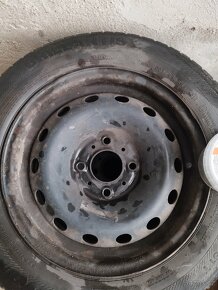 Sada letních pneu + disky R14 + poklice + šrouby - 2