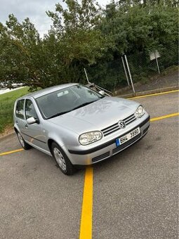 Volkswagen Golf IV 1.4 16V 55kw - 2
