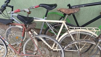 Retro kola k renovaci - 2