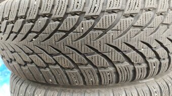 Zimní pneu 215/65R17 Nokian TYRES - 2