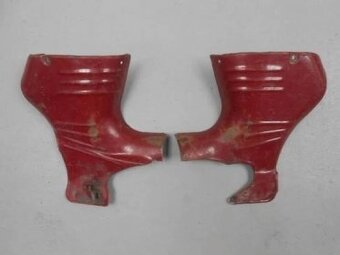 JAWA 550 (( BLATNIKY+PODSEDLOVÉ PLECHY )) - 2