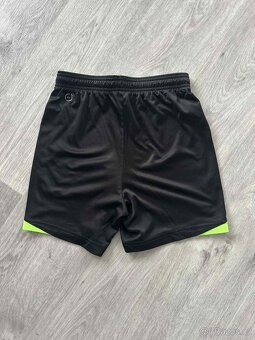 Prodám dětské kraťasy PUMA vel.152 - 2