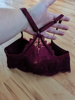 Dámská podprsenka vel. 75D - 2