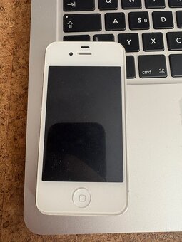 iPhone 4S - 2