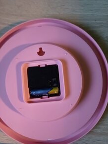 Nástěnné hodiny do dívčího pokojíčku Clocodile - 2