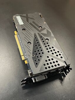 XFX RX 580 8GB graficka karta - 2