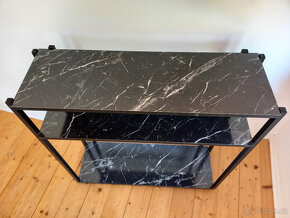 Policový díl imitace mramoru - 2