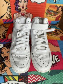 NIKE kotníčkové dámské tenisky - 2