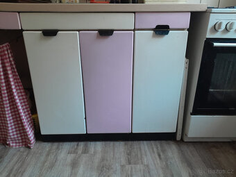 stará plechová kuchyň - 2