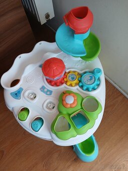 Dětský interaktivní hrací stolek – zvuky a tvary - 2