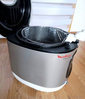 Olejová fritéza Moulinex MEGA XXL - 2