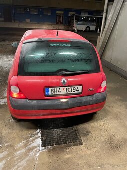 Renault clio - 2