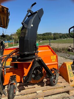 Sněhová fréza Iseki , kuboto - 2