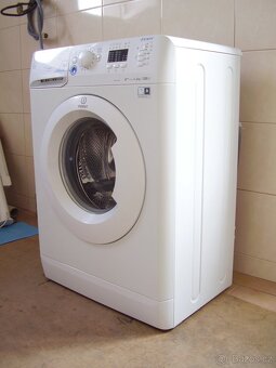 Úzká pračka INDESIT - 2