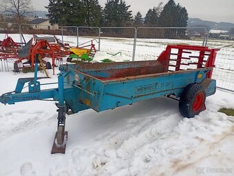 Pěkné rozmetadlo hnoje Mengele 2 t - 2