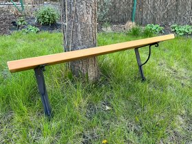 Polička s konzolami - 2