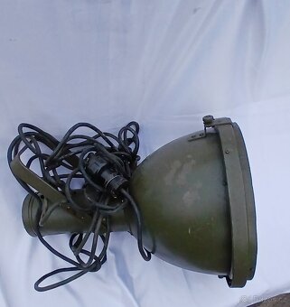 Divadelní reflektor - 2