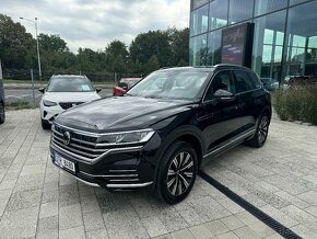 VW Touareg III Elegance 3,0TDI 210kW Tiptronic 4Motion - 2