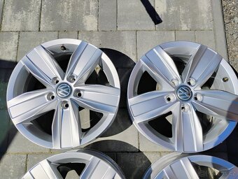 Alu kola 5x112, 6Jx16, ET50, originál VW. - 2