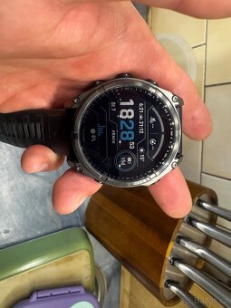 Garmin Fenix 8 Solar Saphire - 2