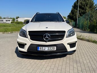 Mercedes-Benz GL 500 4Matic - 2