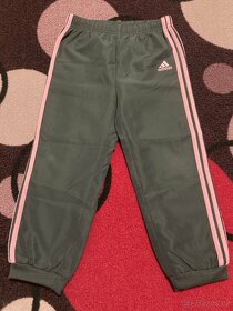 Šusťáková souprava Adidas vel. 104 (3-4 roky) - 2