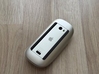 Apple Magic Mouse - TOP - 2