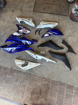 Kapotáž Yamaha yzf 125 - 2