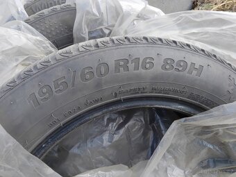 Sada zimních pneumatik 195/60 R16 89H - 2