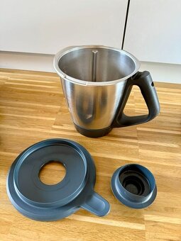 Thermomix TM6 – skvělý stav, kompletní příslušenství - 2